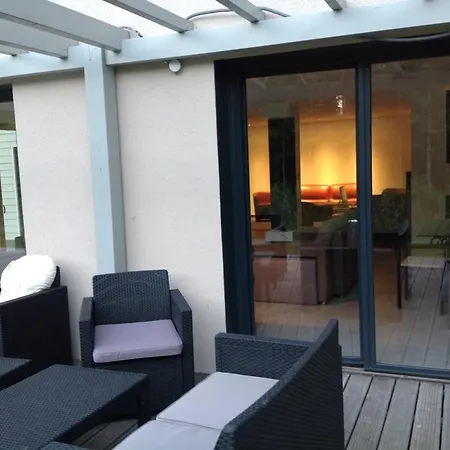 Divonne Villa * Divonne-les-Bains