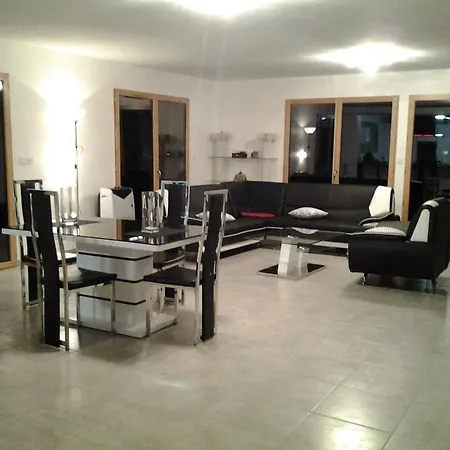 Divonne Villa *
